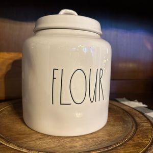 Rae Dunn flour canister